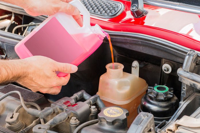 Comment faire pour changer le liquide de refroidissement d'une voiture ? –  transport.com